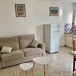 Avec Exterieur Et Parking Gratuit Apartment