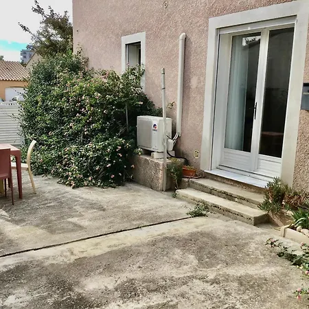 Avec Exterieur Et Parking Gratuit Apartamento