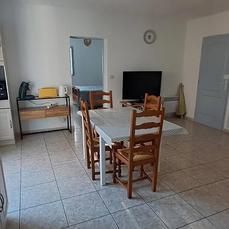Avec Exterieur Et Parking Gratuit Apartment