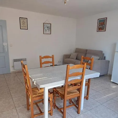 Apartment Avec Exterieur Et Parking Gratuit