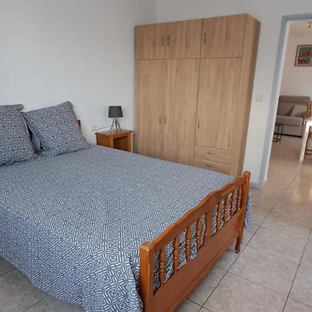 Apartment Avec Exterieur Et Parking Gratuit
