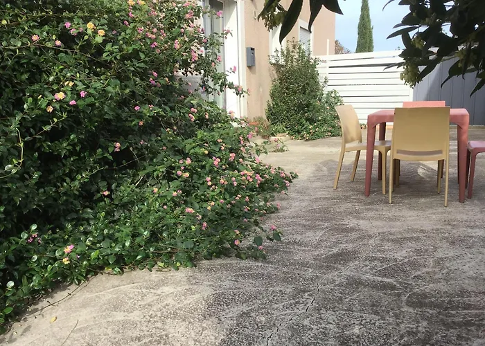 Avec Exterieur Et Parking Gratuit * Περπινιάν
