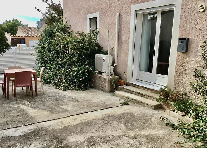 Avec Exterieur Et Parking Gratuit Διαμέρισμα